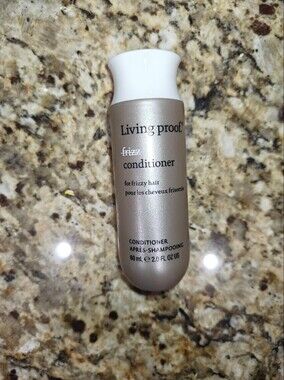 Living Proof No Frizz Conditioner — Travel Size